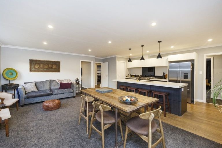 Photo of property in 16 Freedom Drive, Kelvin Grove, Palmerston North, 4414
