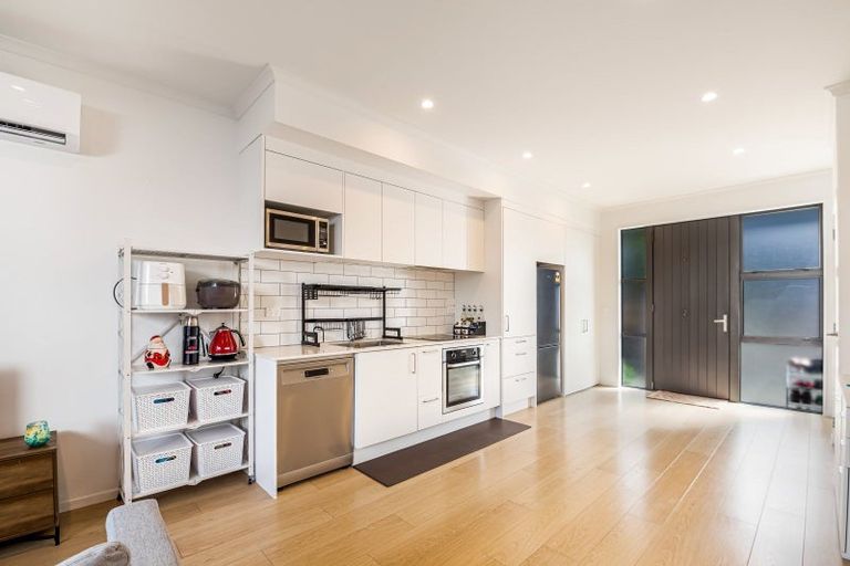 Photo of property in 28d Ian Morrison Road, Hobsonville, Auckland, 0616