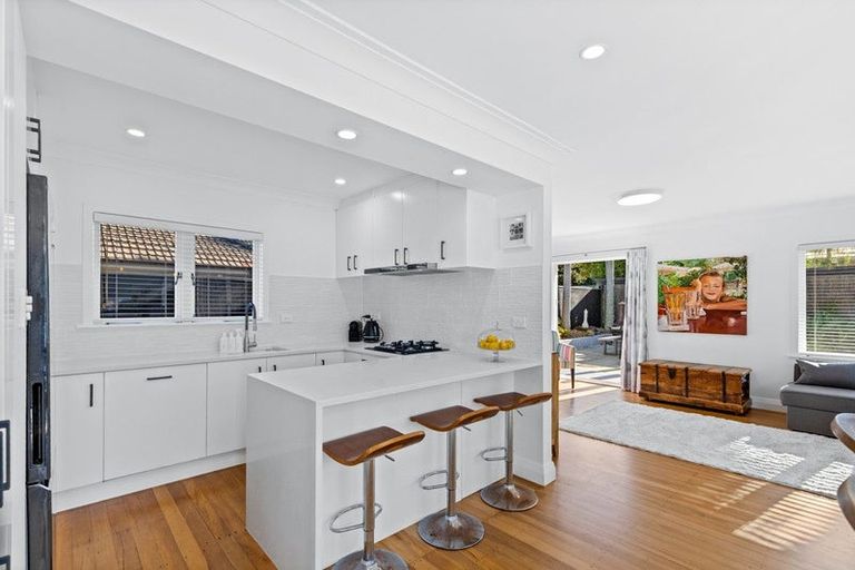 Photo of property in 1/20 Huron Street, Takapuna, Auckland, 0622