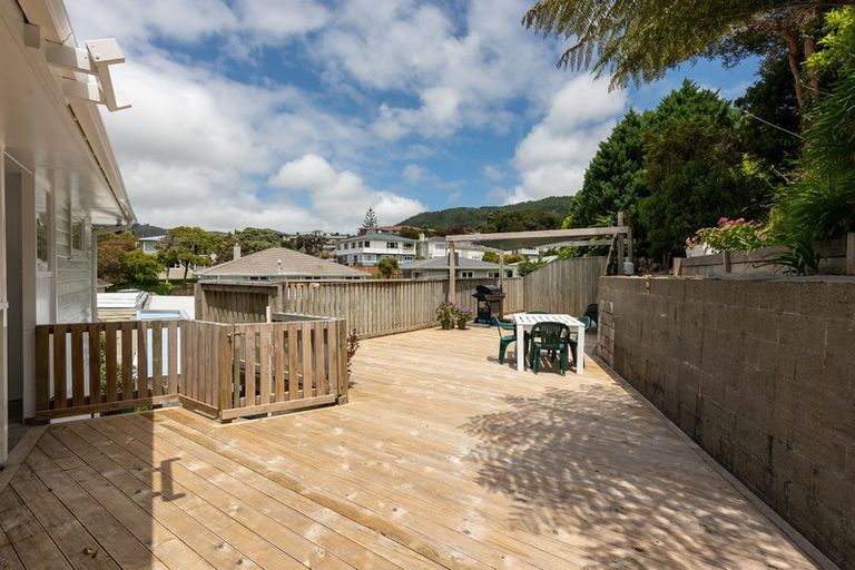 Photo of property in 12 Pembroke Street, Tawa, Wellington, 5028