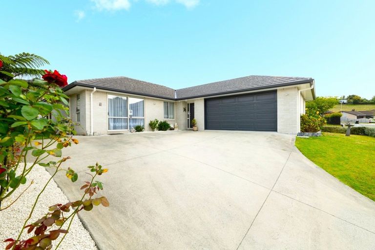 Photo of property in 65 Falcon Drive, Welcome Bay, Tauranga, 3112