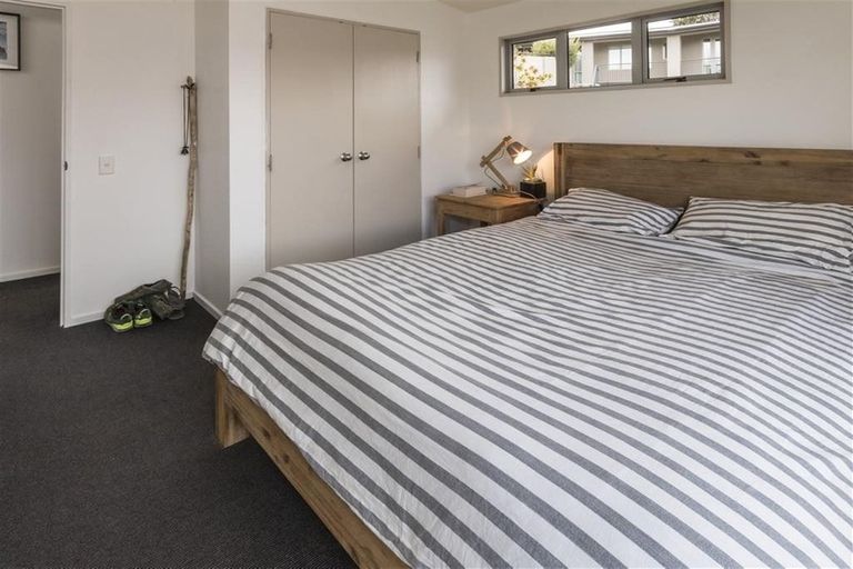 Photo of property in 5b Hogan Lane, Wanaka, 9305