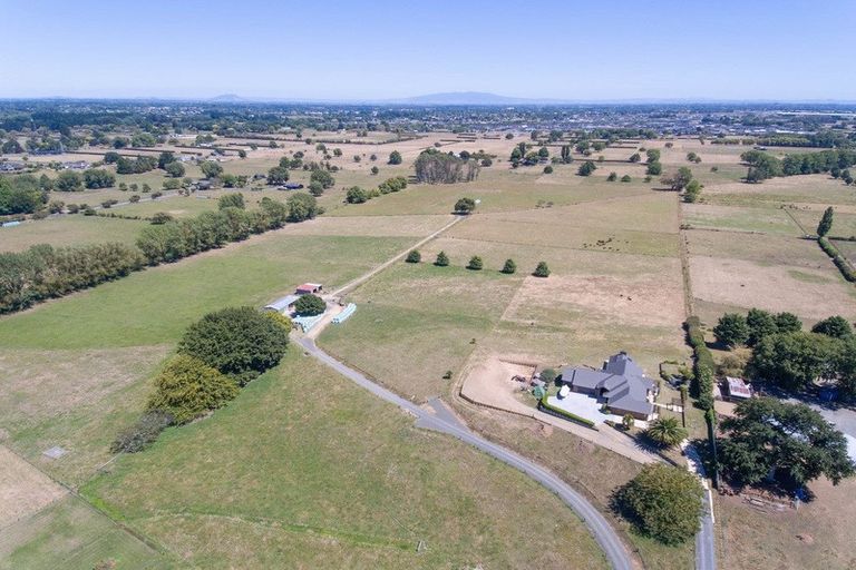 Photo of property in 2/11 Fencourt Road, Cambridge, 3496