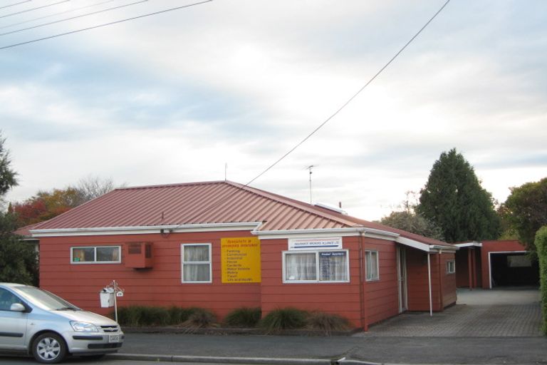 Photo of property in 96 Clyde Street, Balclutha, 9230