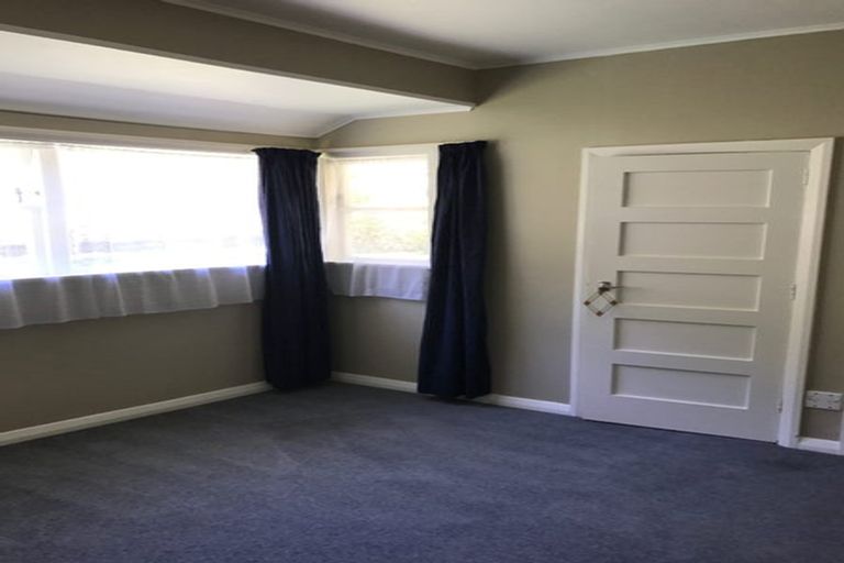 Photo of property in 66 Norton Park Avenue, Fairfield, Lower Hutt, 5011