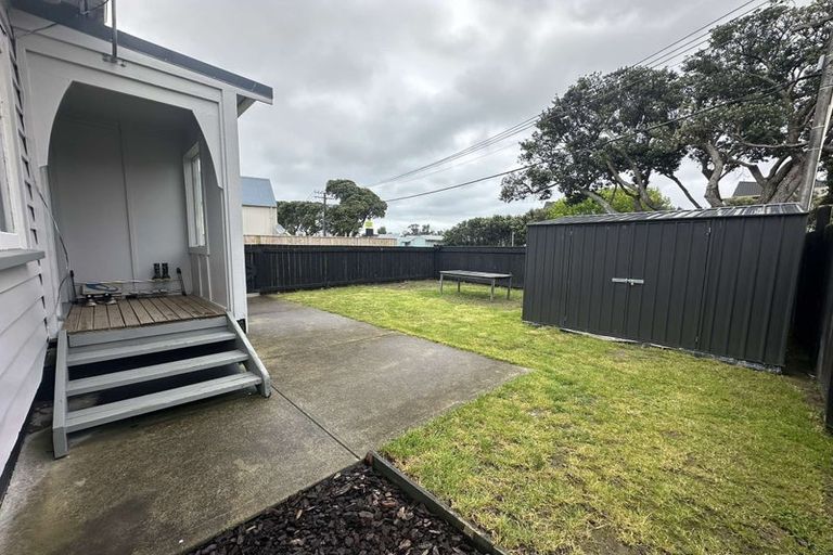 Photo of property in 124 Randwick Road, Moera, Lower Hutt, 5010