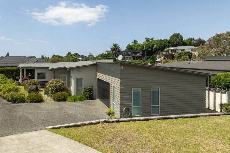 Photo of property in 21 Browns Drive, Waihi Beach, 3611