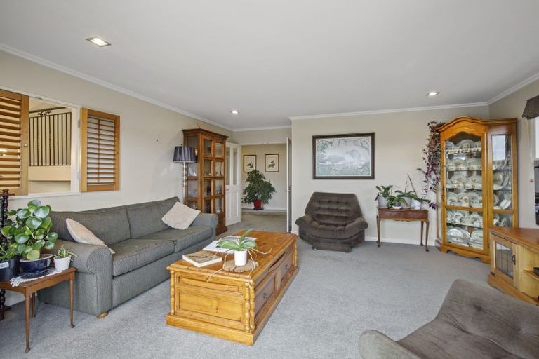 Photo of property in 11 Sangam Place, Pukekohe, 2120