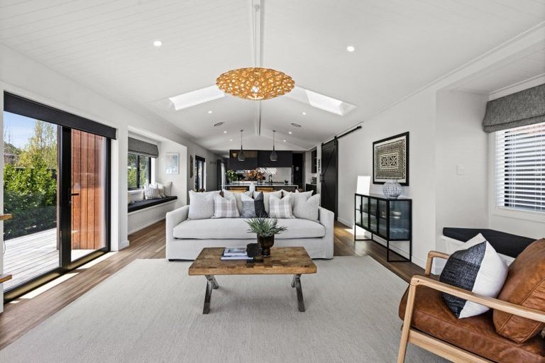 Photo of property in 5 Rich Rise, Havelock North, 4130