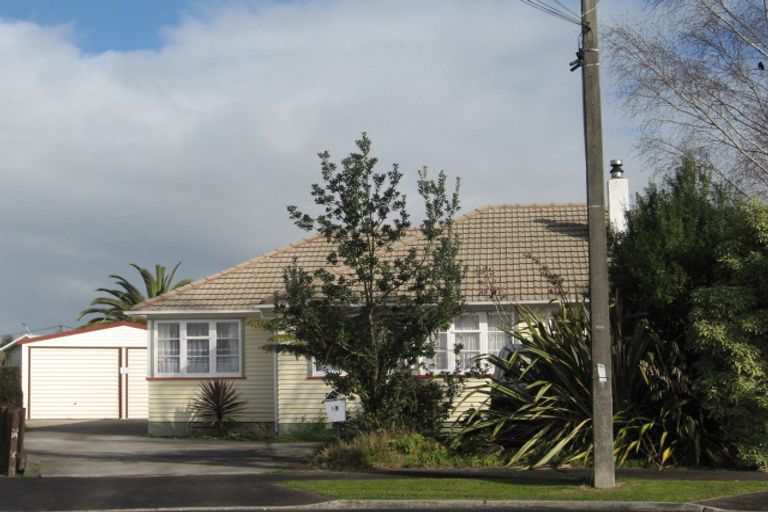 Photo of property in 14 Watts Crescent, Hamilton East, Hamilton, 3216