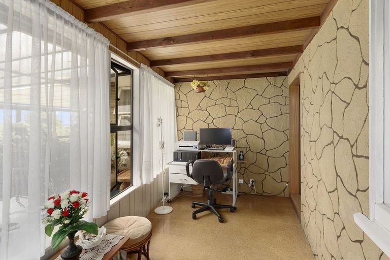 Photo of property in 1 Ratanui Road, Paraparaumu, 5032