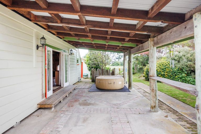 Photo of property in 1503 Kimbolton Road, Cheltenham, Feilding, 4777