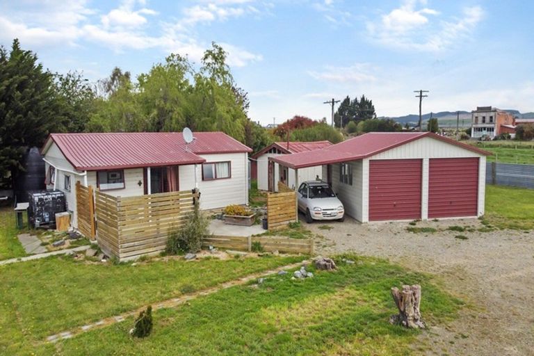 Photo of property in 26 Alice Street, Morven, Waimate, 7980