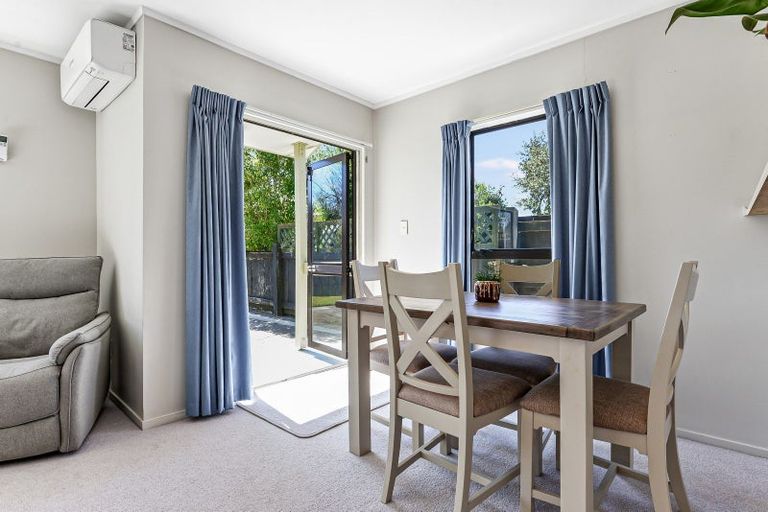 Photo of property in 12 Olwyn Green, Dinsdale, Hamilton, 3204