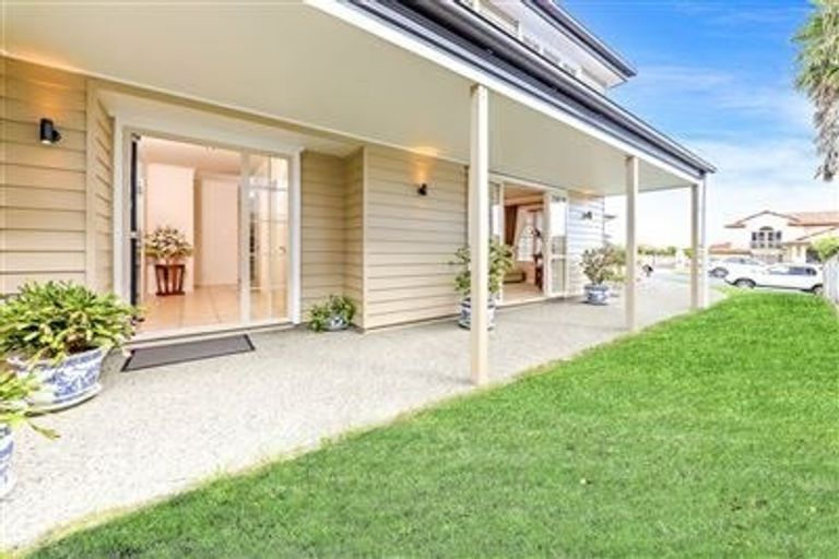 Photo of property in 46 Westerham Drive, Dannemora, Auckland, 2016