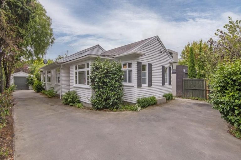 Photo of property in 65 Leinster Road, Merivale, Christchurch, 8014