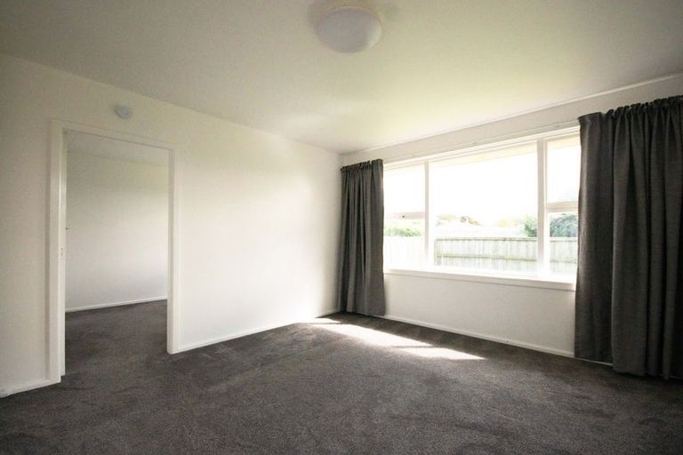 Photo of property in 2/7c Buchanans Road, Sockburn, Christchurch, 8042
