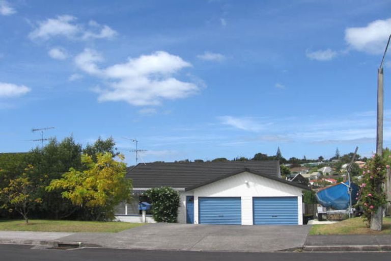 Photo of property in 52 Centorian Drive, Windsor Park, Auckland, 0632