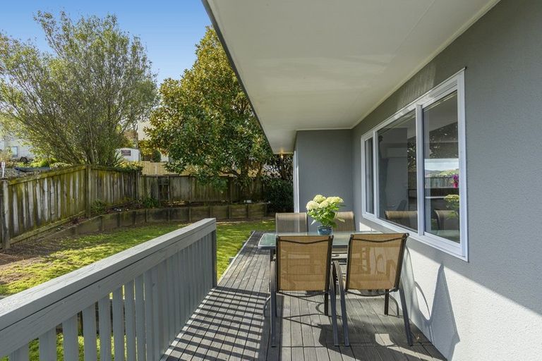 Photo of property in 9 Whitby Place, Welcome Bay, Tauranga, 3112