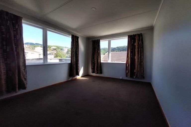 Photo of property in 107 Rangituhi Crescent, Takapuwahia, Porirua, 5022