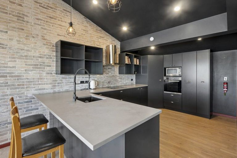 Photo of property in 105 Hornsey Road, Melrose, Wellington, 6023