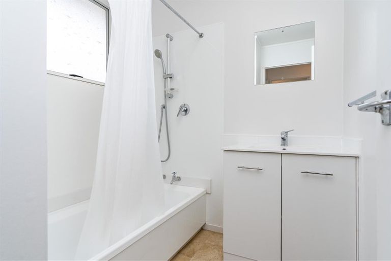 Photo of property in 9a Moki Place, Ruakaka, 0116