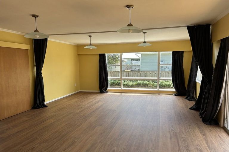 Photo of property in 87 Watt Street, Featherston, 5710