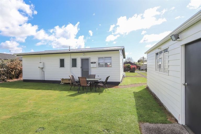 Photo of property in 17 Koromiko Street, Inglewood, 4330