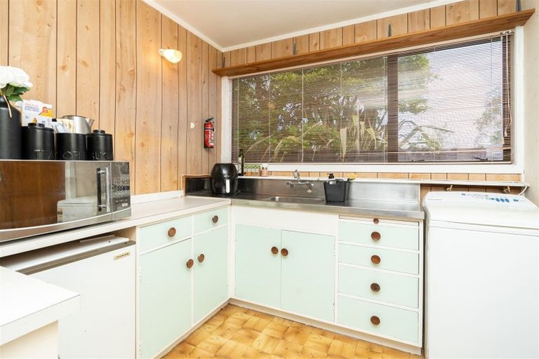 Photo of property in 84 Insoll Avenue, Enderley, Hamilton, 3214