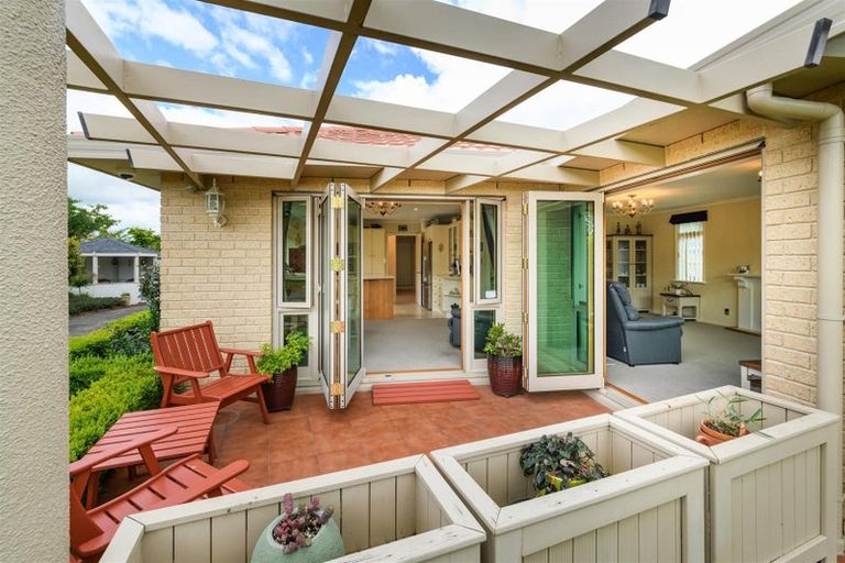 Photo of property in 11 Wanganui Road, Marton, 4710