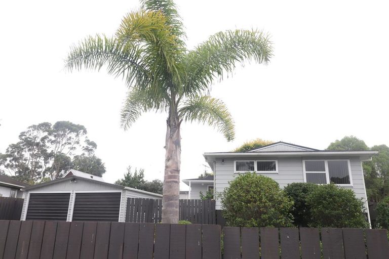Photo of property in 54 Oreil Avenue, West Harbour, Auckland, 0618