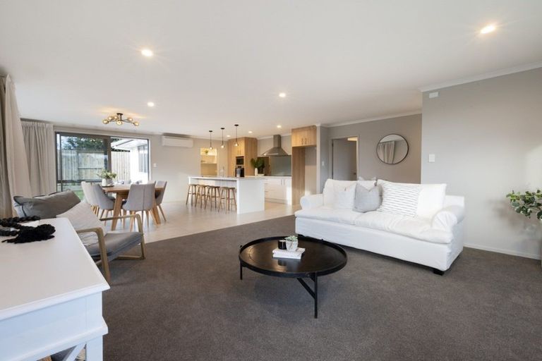 Photo of property in 14 Huria Vista, Pyes Pa, Tauranga, 3112