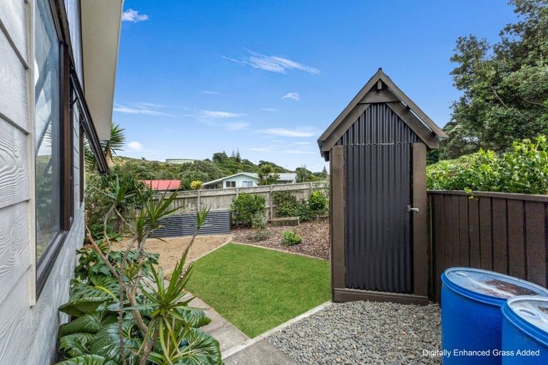 Photo of property in 40 Herekawe Drive, Spotswood, New Plymouth, 4310
