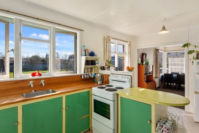 Photo of property in 29 Holmes Street, Darfield, 7510