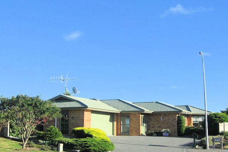 Photo of property in 7 Harvest Court, Paraparaumu, 5032