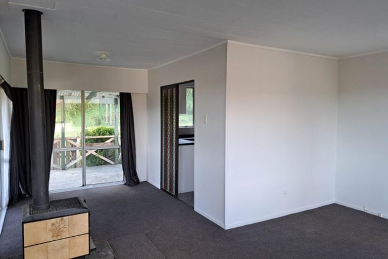Photo of property in 7b Utah Grove, Totara Park, Upper Hutt, 5018