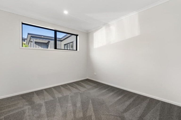 Photo of property in 10 Wrybill Way, Welcome Bay, Tauranga, 3112