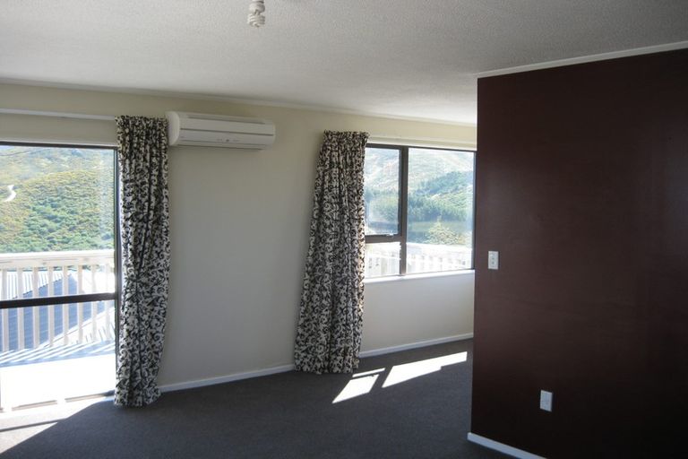 Photo of property in 87b Frobisher Street, Island Bay, Wellington, 6023