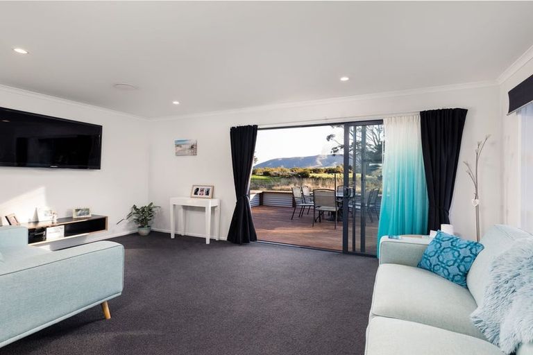 Photo of property in 48 Oxford Street, Waimate, 7924