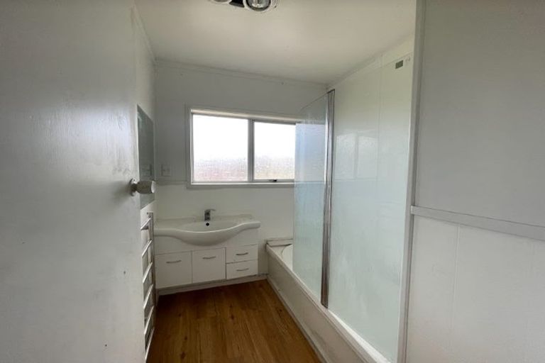 Photo of property in 347 Royal Road, Massey, Auckland, 0614