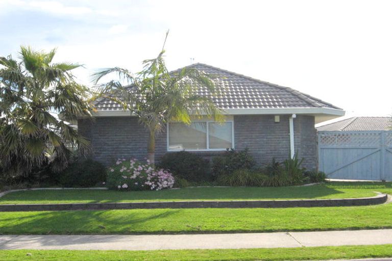 Photo of property in 22 Ocean Crest, Papamoa Beach, Papamoa, 3118