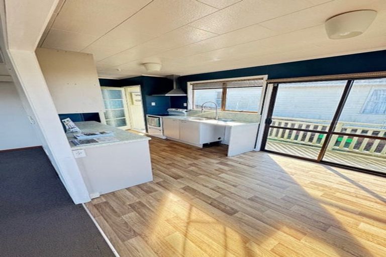 Photo of property in 66 Lavery Place, Sunnynook, Auckland, 0632