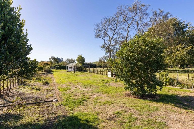 Photo of property in 46 Takiroa Street, Urenui, 4375