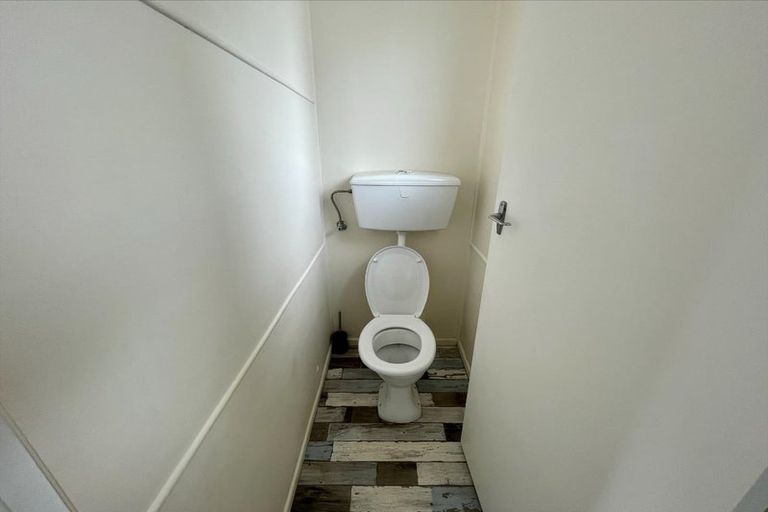 Photo of property in 48 Rangiora Street, Castlecliff, Whanganui, 4501