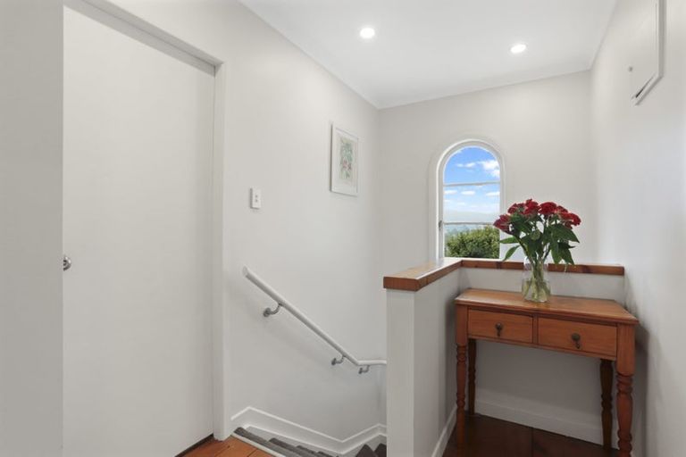 Photo of property in 235a Titirangi Road, Titirangi, Auckland, 0604