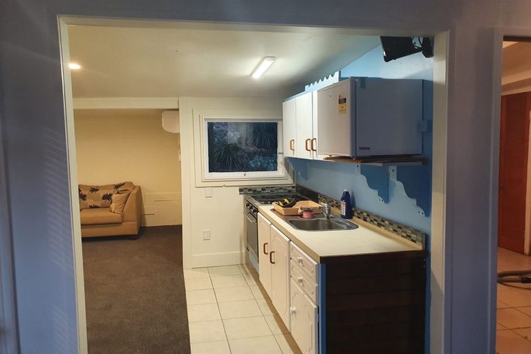 Photo of property in 137 Motutara Road, Muriwai, Waimauku, 0881
