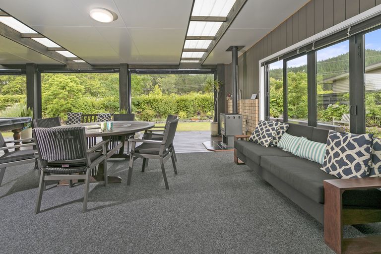 Photo of property in 23 Applemoors Way, Riverhead, 0820