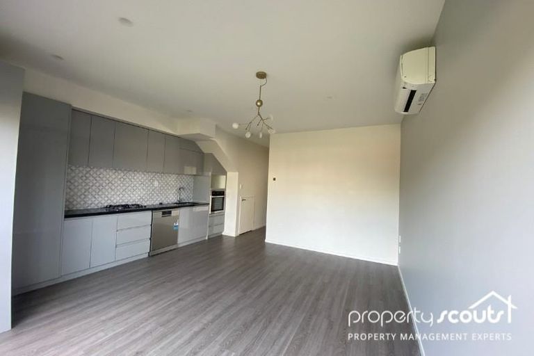 Photo of property in 8 Pasla Close, Papakura, 2110
