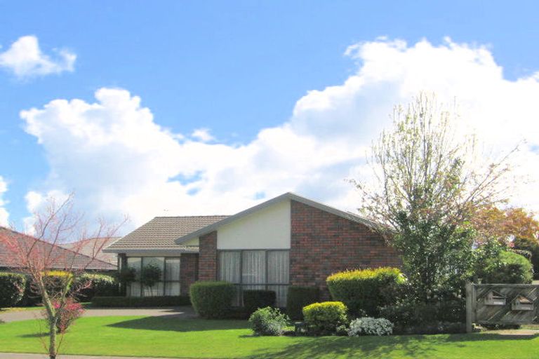 Photo of property in 4 Thelma Place, Lynmore, Rotorua, 3010