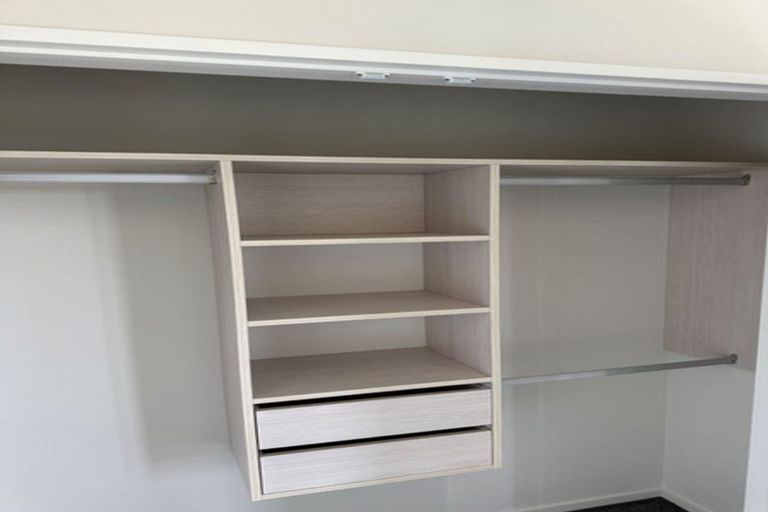 Photo of property in 6 Rorotu Avenue, Karaka, Papakura, 2113